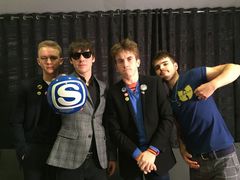 THE STRYPES、来日公演やタワレコ渋谷店でのロケの模様などを収録した特別番組を9/24にスペシャでオンエア決定