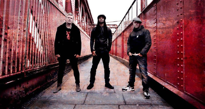 THE PRODIGY、最新アルバム『The Day Is My Enemy』より「Nasty」のパフォーマンス映像公開