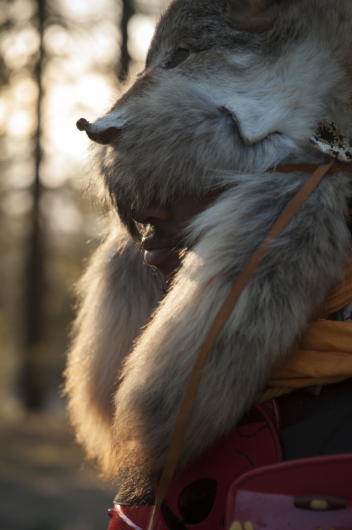 天才ベーシスト THUNDERCAT、ミニ・アルバム『The Beyond / Where The Giants Roam』より「Them Changes」の森の中でのライヴ映像公開