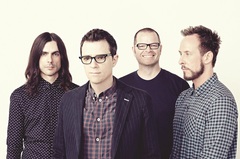 サマソニに出演するWEEZER、4月にリリースするセルフ・タイトル・アルバム『Weezer（White Album）』より「L.A. Girlz」のMV公開
