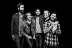 米フォーク・ロック界の巨頭 BAND OF HORSES、4年ぶりとなるニュー・アルバム『Why Are You OK』を6/10にリリース決定