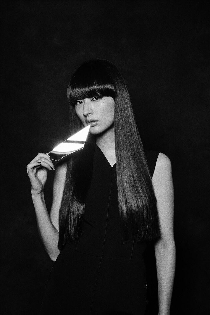 シシド・カフカ、本日21時～放送のストリーミング・ライヴがLINE LIVEでもオンエア決定。放送中に新曲のMVも初公開