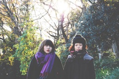 女性2人組ロック・バンド FINLANDS、7/13リリースの1stフル・アルバム『PAPER』の詳細発表。ジャケット写真も公開