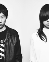 男女2人組ロックンロール・デュオ KETTLES、4年ぶりのフル・アルバム『AQUATIC!』より「何をやっていたんだ」のMV公開