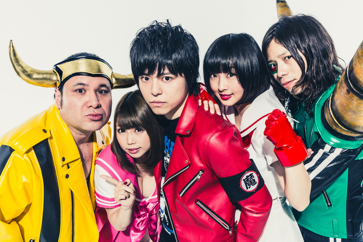 エンタメ・ユニット 夏の魔物、6/22リリースの3rdシングルのジャケ写公開。10周年記念イベント・シリーズ"夏の魔物現象2016"新宿ReNY公演にグッドモーニングアメリカ、清 竜人25の出演決定