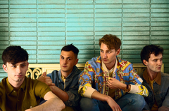 UKのエレクトロ・バンド GLASS ANIMALS、8/26にニュー・アルバム『How To Be A Human Being』リリース決定。収録曲「Life Itself」のMV公開