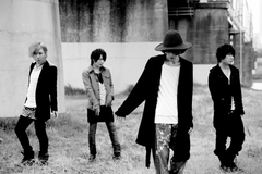 独特な世界観を放つ4人組ロック・バンド Yeti、初のフル・アルバム『アンチテーゼ』リリースに先駆けた3ヶ月連続先行配信シングルの詳細＆ジャケ写発表