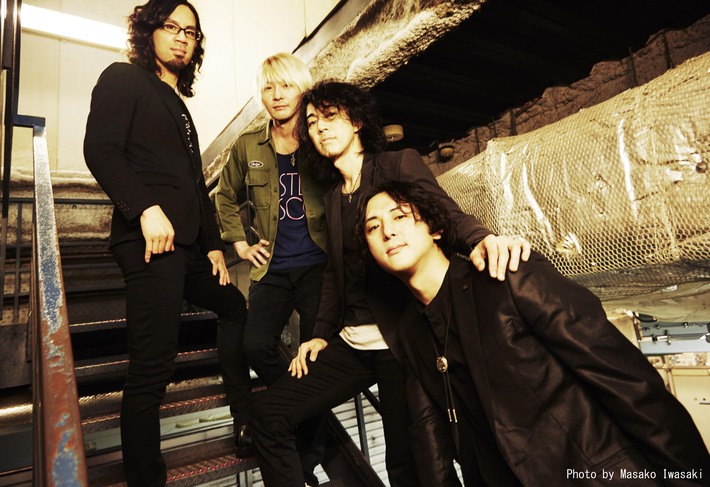 THE YELLOW MONKEYの菊地英昭（Gt）率いるbrainchild's、9/14にライヴDVD『brainchild's TOUR 2016 G? HUSTLE MUSCLE』リリース決定