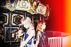 ハルカトミユキ、8/17リリースのニュー・アルバム『LOVELESS/ARTLESS』より「DRAG & HUG」のMV公開
