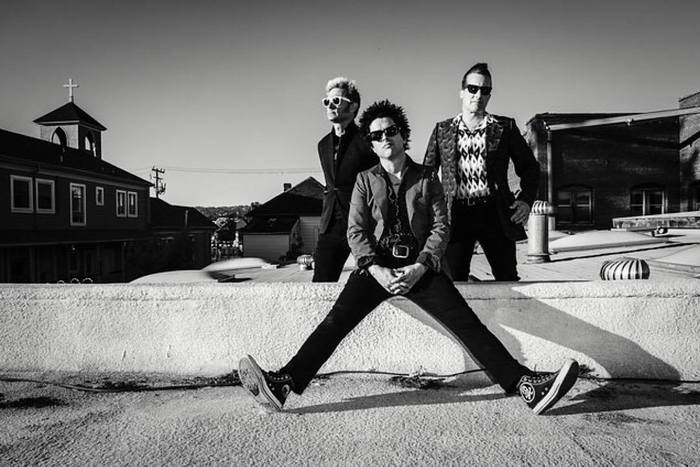 GREEN DAY、10/7にニュー・アルバム『Revolution Radio』世界同時リリース決定。新曲「Bang Bang」のリリック・ビデオ公開