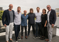 Liam Gallagher、Warner Bros. Recordsと契約。2017年にソロ・アルバムのリリースを発表