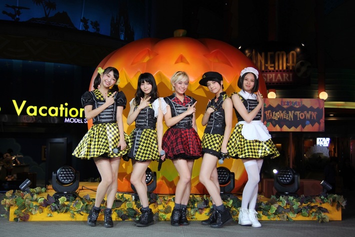 ベイビーレイズJAPAN、10月に69時間にわたって行う主催フェス"EMOTIONAL IDOROCK FES."第6弾出演アーティストにあゆみくりかまきら発表。タイムテーブルも公開