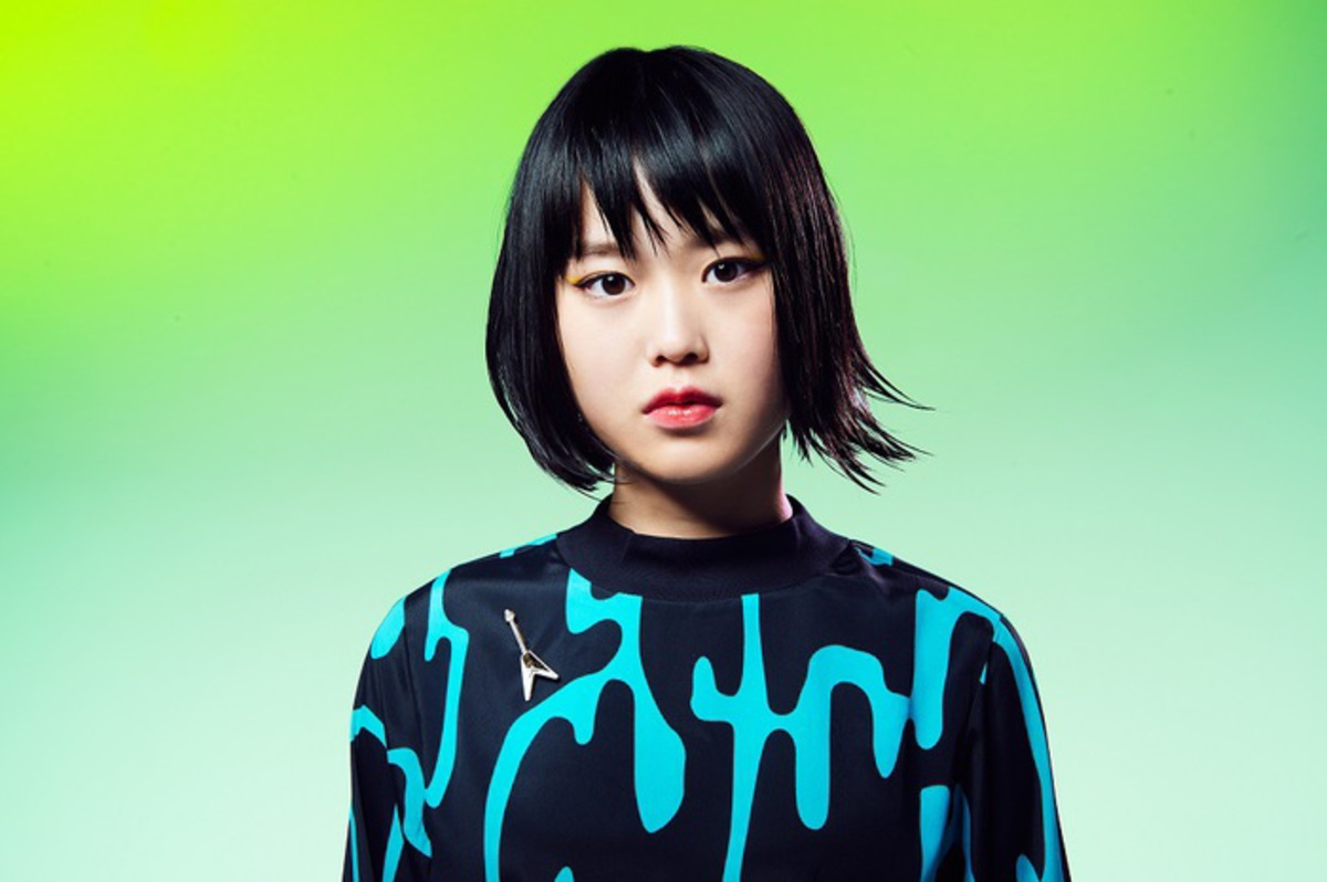 シンガー・ソングライター／ギタリスト Rei、本日20時〜LINE