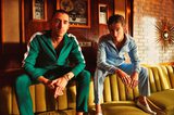 THE LAST SHADOW PUPPETS、12月にニューEP『The Dream Synopsis EP』リリース決定。カバー曲「Is This What You Wanted」のMV公開