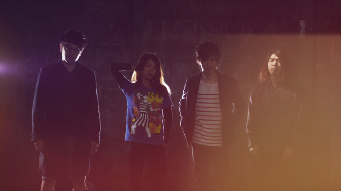 大阪発ダンス・ロック・バンド ハウリングアンプリファー、来年1/18に初の全国流通盤1stミニ・アルバム『HOWLING BEAT BOX』リリース決定