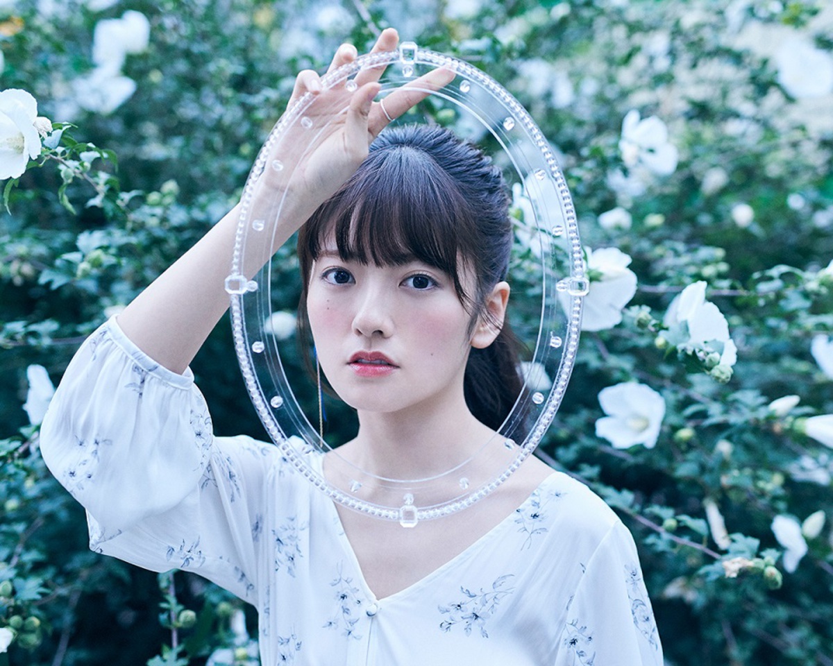 凛とした透明感を湛えた女性シンガー・ソングライター 瀧川