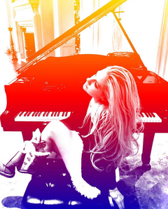 Avril Lavigne、来年にニュー・アルバムのリリースを発表