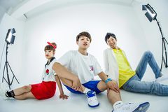 平成が生んだポジティヴ全開3ピース・バンド 3SET-BOB、最新アルバムのリリース・ツアー最終日にJr.MONSTER、AT-FIELDの出演決定