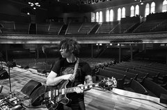 Ryan Adams、2/17にリリースするニュー・アルバム『Prisoner』より「Do You Still Love Me?」のMV公開