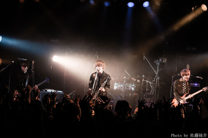 滋賀発の新鋭スタイリッシュ・ロック・バンド Lenny code fiction、4/19に渋谷eggmanにてニュー・シングル『Colors』レコ発イベント開催決定