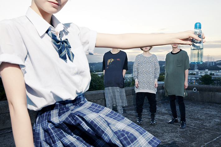 サイダーガール、4/22に渋谷CLUB QUATTROにて開催の自主企画"CIDER LABO VOL.4"出演アーティストにLAMP IN TERREN、ONIGAWARAが決定