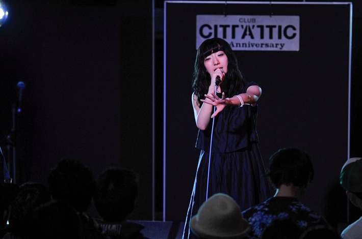 ロック魂溢れるポエトリー・ラッパー 春ねむり、6/7に2ndミニ・アルバム『アトム・ハート・マザー』リリース決定