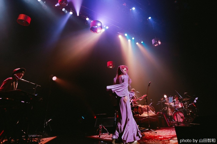 Chara、7月に約2年4ヶ月ぶりとなるニュー・アルバム『Sympathy』リリース決定。レコ発ツアーの開催も