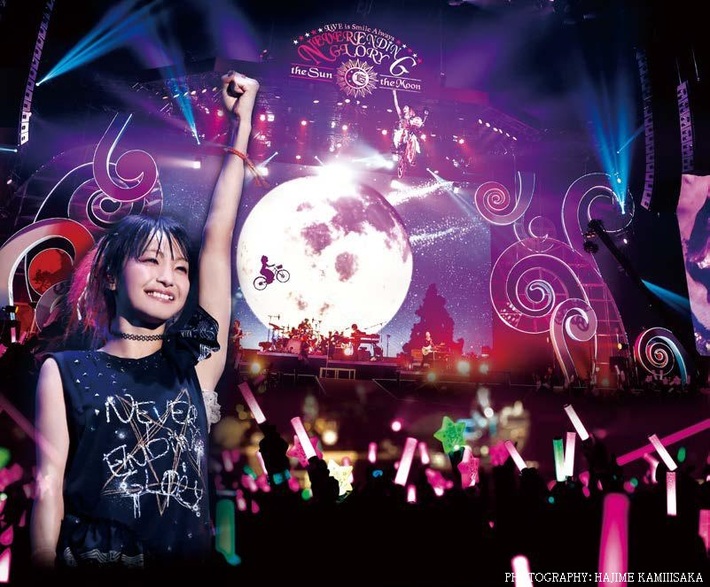 芸人アキラ100%が一肌脱ぐ！？ LiSA、4/19に2作同時リリースするライヴ映像作品のテレビCM公開