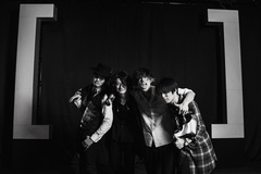 [Alexandros]、7/26にリリースする幕張メッセ公演＆ツアー・ドキュメンタリーを収めた映像作品の新ヴィジュアル公開