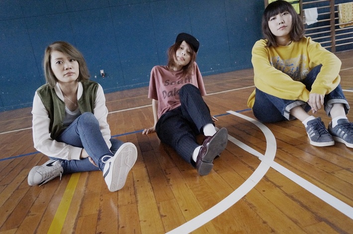 大阪発の新感覚ガールズ・バンド DIALUCK、6/28開催のTSUTAYAコンピ盤『ツタロックDIG Vol.7』リリース・ライヴに出演決定