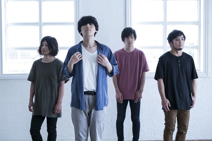 東京八王子発のギター・ロック・バンド POETASTER、9/13にリリースする2ndミニ・アルバム『愛青歌』より「青春歌」のMV公開。ツアー追加公演も