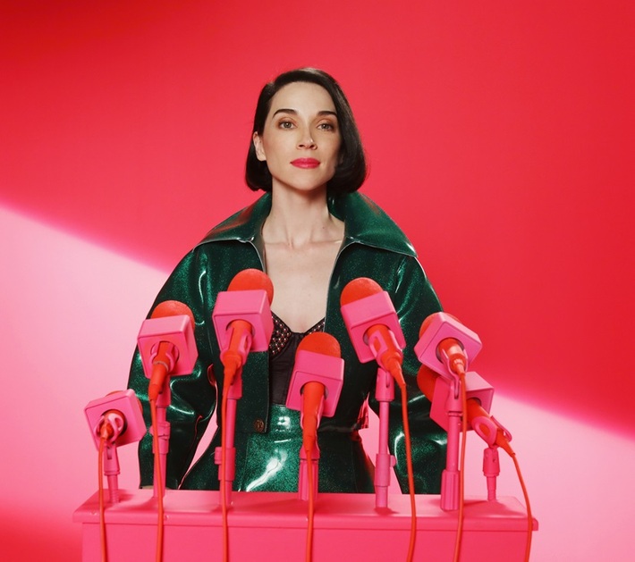 ST. VINCENT、10/13リリースのニュー・アルバム『Masseduction』より「Pills」の音源公開