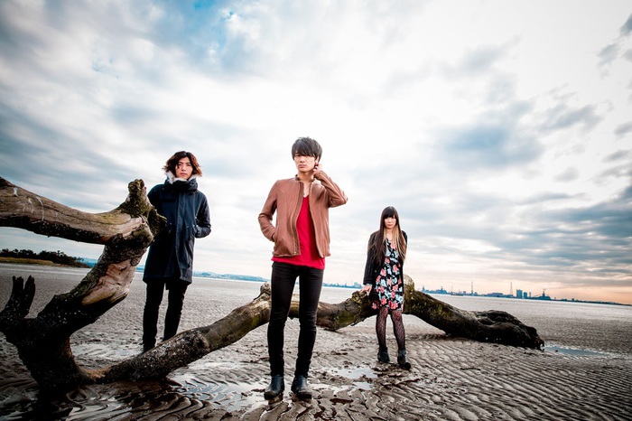 a flood of circle主催フェス"A FLOOD OF CIRCUS 2018"、出演アーティストにUNISON SQUARE GARDEN、Large House Satisfactionら6組決定