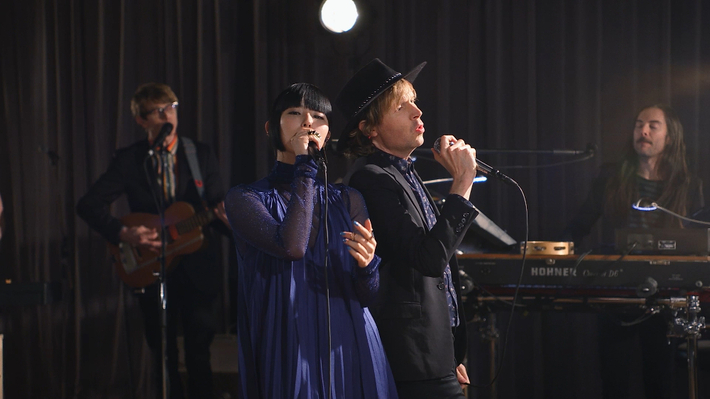 BECK、DAOKOとのコラボ・ソング「UP ALL NIGHT x DAOKO」セッション･ビデオをApple Musicにて独占先行公開。ふたりの対談映像も