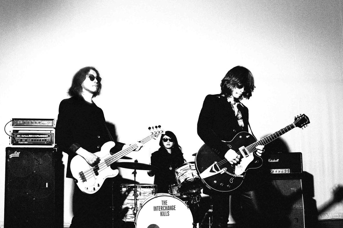 SUGAR 初回限定生産版　浅井健一&THE INTERCHANGE KILLS Amazon.co.jp: Sugar(初回生産限定盤): ミュージック