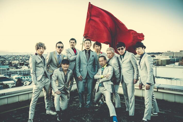 東京スカパラダイスオーケストラ、3/14リリースのニュー・アルバム『GLORIOUS』にTOSHI-LOW（BRAHMAN／OAU）参加決定。LINE LIVE＆プレミアム・ライヴ開催も