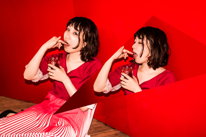 さめざめ、アクセサリー個展会場限定の両A面シングル『ヴァージン/春宵』より「ヴァージン」MV公開。新ヴィジュアルも