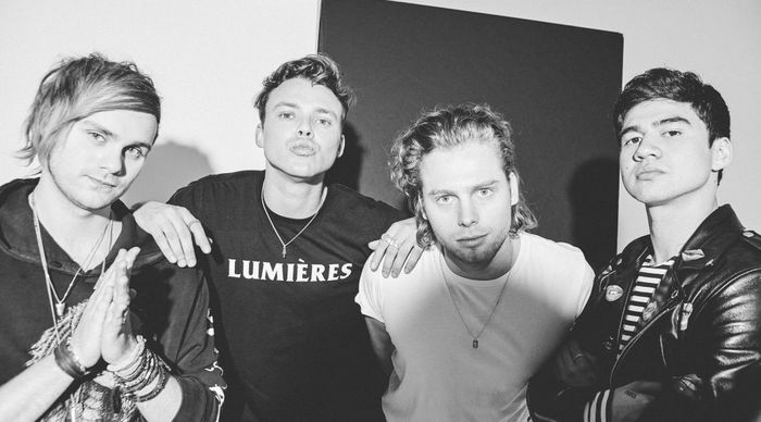 5 SECONDS OF SUMMER、6/22リリースのニュー・アルバム表題曲「Youngblood」音源公開