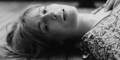 FLORENCE + THE MACHINE、新曲「Sky Full Of Song」MV公開