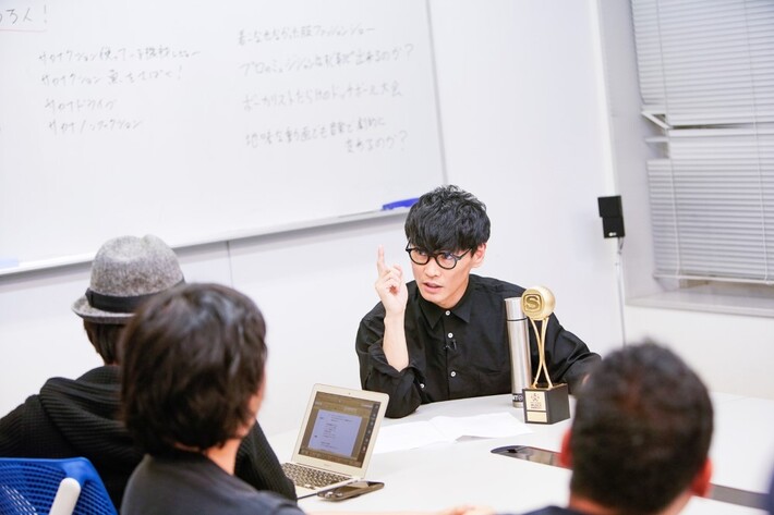 サカナクション、山口一郎（Vo/Gt）がMCを務める番組"サカナクションのNFパンチ"2ndシーズンが本日6/8よりスタート