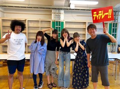 SILENT SIREN、お笑いコンビ トータルテンボスとコラボした"SUSHI★BOYSのいたずら"動画公開。メンバー4人が初の"逆ドッキリ"の餌食に