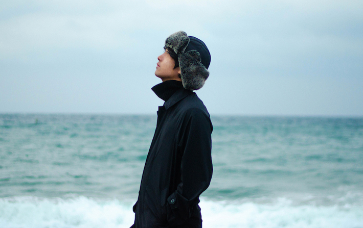 岩ヰフミト（FOLKS）、全編iPhoneで撮影した新曲「イマヲイキル」リリック・ビデオ公開。年末にワンマン・ライヴ決定も