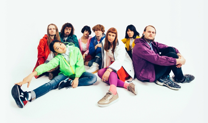 SUPERORGANISM、「Everybody Wants To Be Famous」オフィシャル・リミックス音源公開
