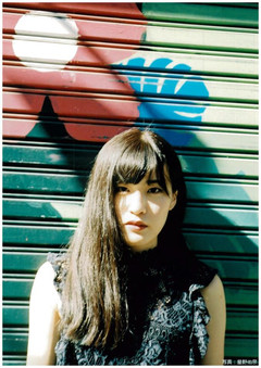 浜松在住の現役女子大生SSW 鈴、9/26リリースの初フル・アルバム詳細発表。新ヴィジュアル公開も