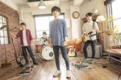 the quiet room、9/21に新体制初の自主企画ワンマン＆11/25に地元茨城にて主催サーキット・フェス"New Flag Fes'18"開催決定