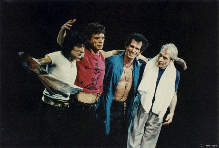 THE ROLLING STONES、10曲の未発表ライヴ映像をフィーチャーした『Voodoo Lounge Uncut』日本盤11/9先行リリース決定