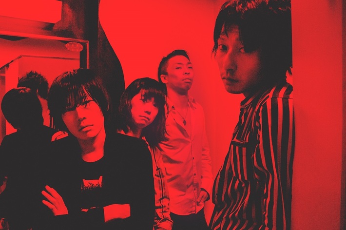 hotspring、来年1/6下北沢にて2会場往来自由の自主企画"東京どんでん返しジャスティスフォーエバー"開催決定。ワンマン含む全国ツアーも