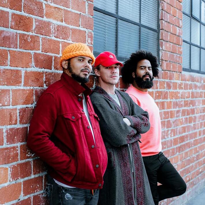MAJOR LAZER、Tove Loをフィーチャリングに迎えた新曲「Blow That Smoke」リリック・ビデオ公開。本日10/18より配信スタート