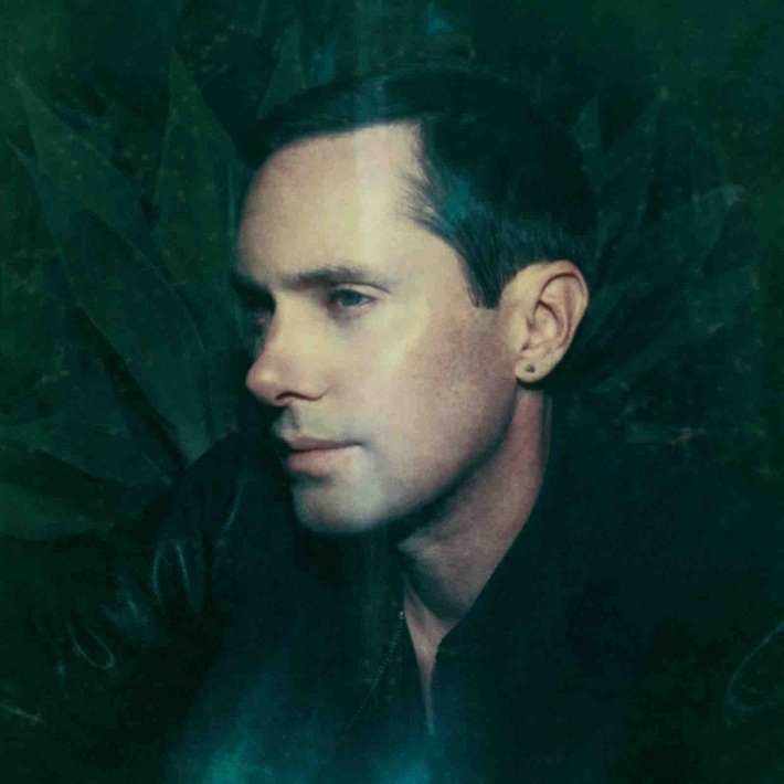 RHYE、最新アルバム『Blood』より収録曲3曲のリミックス・バージョン公開