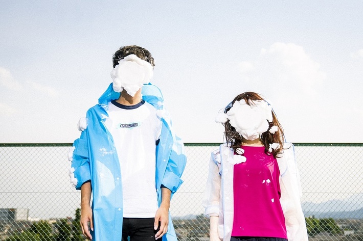 "セカイ系"おしゃべりポップ・バンド"ポップしなないで"、3/4渋谷WWWにて自身最大規模の企画ライヴ開催決定。ゲストに集団行動、ブクガ出演も